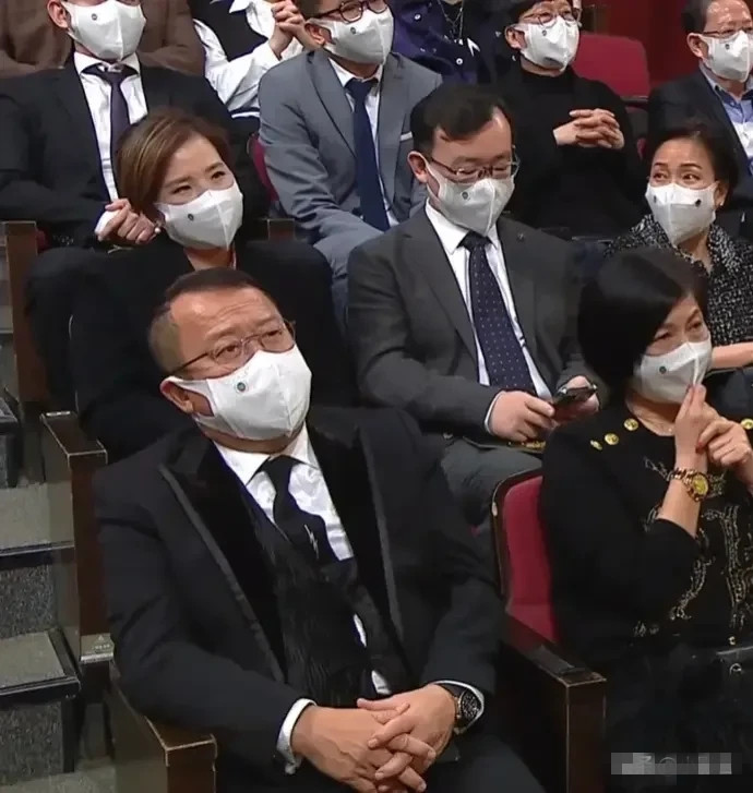 TVB|曾志伟接手之后，TVB的风向，变了！