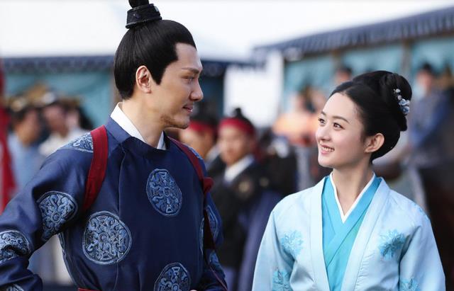 冯绍峰|冯绍峰和她相爱3年，却转身迎娶赵丽颖，32岁的她活成人生赢家