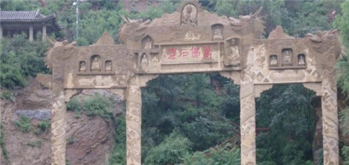 佛教|一万尊佛像验收时少一尊，小工匠假扮充数，却被永久封印成真佛像