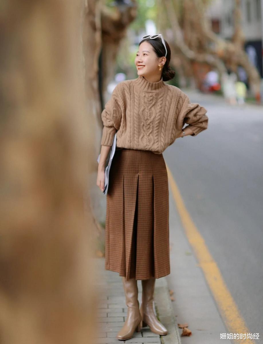 姗姐的时尚经 “高级棕”怎么穿才高级?这些颜色搭配的穿搭思路别错过