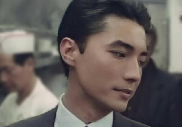 尊龙|生来便孤身一人，却有一张盛世美颜，“东方神颜”尊龙的传奇人生