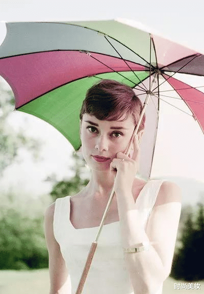 薇娅|薇娅\懒人伞\一夜爆红！专治“懒得带伞”“忘记带伞”！