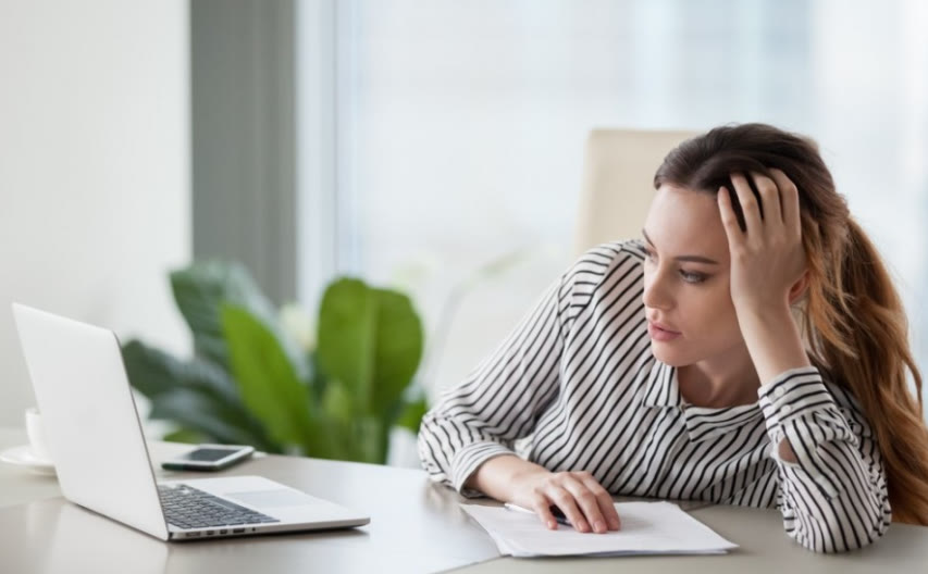 职业教育|3大坏习惯掏空你的职场精力！常跟同事讲话、上厕所滑手机都会害你工作倦怠