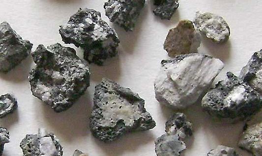 天上的星星掉下来,走在路上突降横财,陨石热的背后是割韭菜?