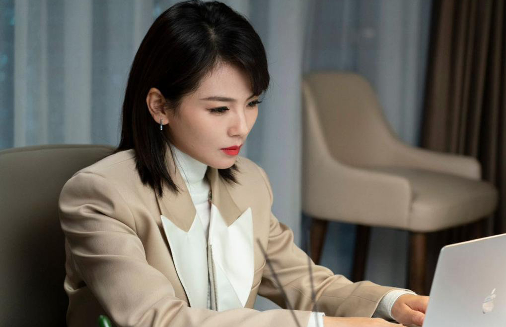 小潘谈情说爱|40岁二胎宝妈自述：被老公赶出家门后，才发现原来我一无所有
