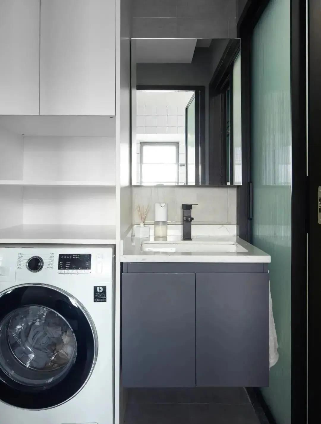 一人一猫一间屋,我敢说,这是绝大多数女孩都梦想的生活,好羡慕