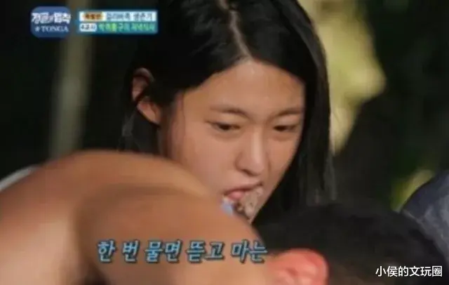 蝙蝠 看到某女星吃蝙蝠，我当场关掉视频！吃蝙蝠的人，到底在想什么？