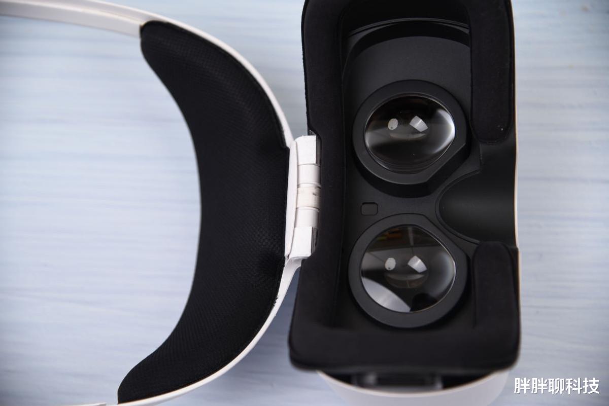 VR|奇遇Dream VR一体机体验：高性价比，爱奇艺攻占国内VR市场第一枪