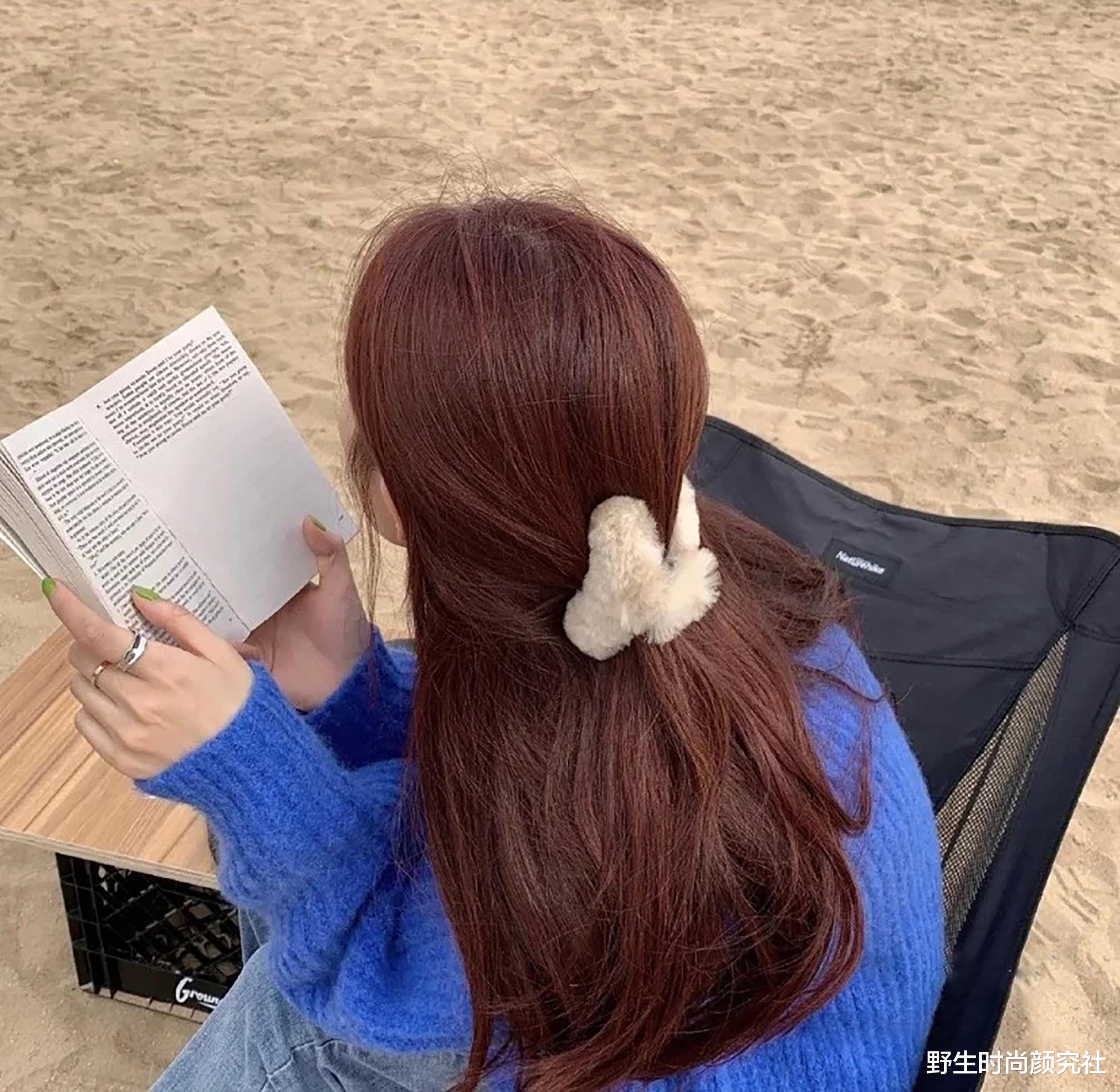 明星素颜|2021别再染“奶茶色”，这5款让黄皮相见恨晚的发色，素颜都显白