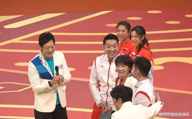 |奥运健儿访港，王祖蓝的一举一动，体现了主持人该有的素养