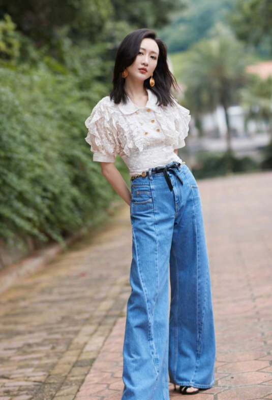 潮流新风|王鸥的“木耳衫”要火了,搭阔腿裤甜美不失飒爽,一般人真穿不来