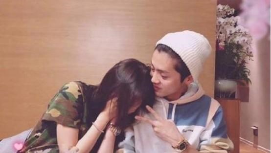 鹿晗|关晓彤背景不算啥，鹿晗家世曝光令人咋舌：“京圈格格”高攀了！