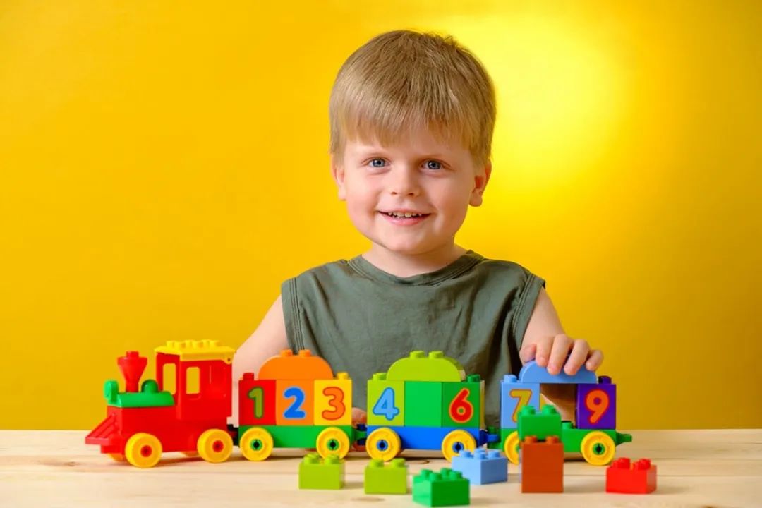 饭饭妈妈育儿|为何教孩子念“123”不科学?如何正确对孩子进行数学启蒙教育?
