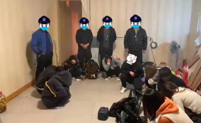 广西：足浴店暗藏隐秘，女技师竟是失足女，顾客、老板全被抓