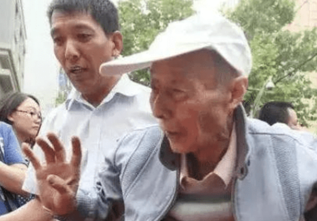 家有二宝育儿|84岁大爷估分630遭网友群嘲,高考成绩公布后,网友沉默了