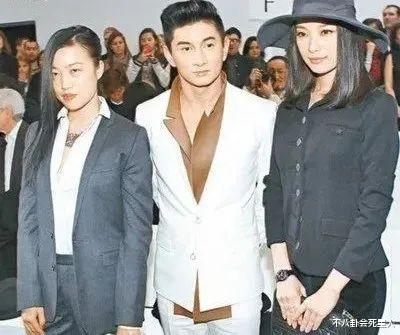 罗云熙|看着高，实际矮！8位男星身高迷惑，合照踮脚就输了