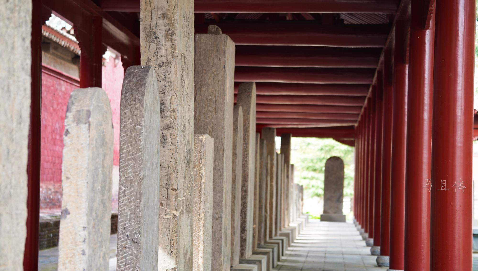 长脖子爸比说|解锁山西运城新玩法! 这座城隍庙堪称古建博物馆, 藏着宋元明清建筑