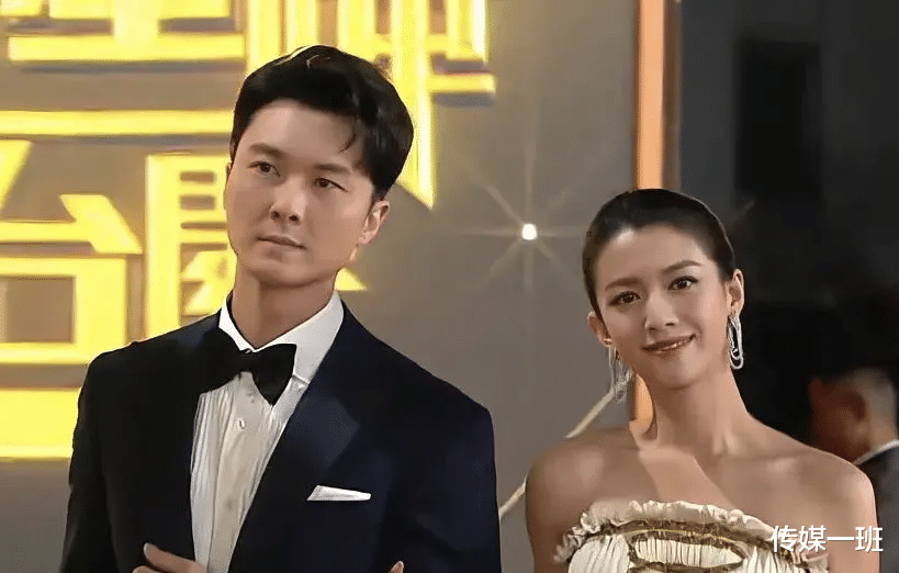 TVB|TVB台庆红毯被吐槽像普通公司年会，群星服装廉价，照片质量堪忧