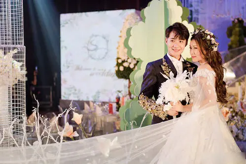 张一山|《家有儿女》演员大变样，杨紫张一山不算狠，鼠标才是颜值逆袭