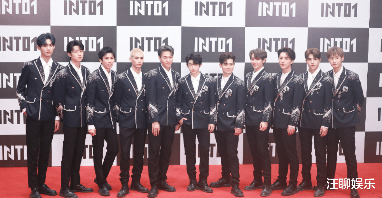 庆怜|AK被翻旧账，DISS蔡徐坤侮辱女性，粉丝质疑他凭什么能挤走庆怜