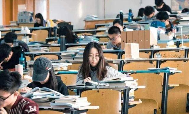 选调生|公务员铁饭碗不保？这类“特殊岗位”比公务员更香，党员机会来了
