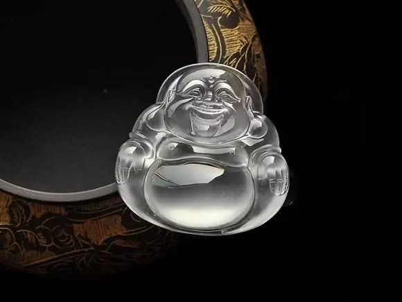 和田玉籽料|翡翠发灰了就不值钱?真正的「高级灰」贵到买不起