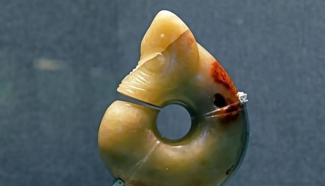 金缕玉衣|中国十大国宝级玉器，叹为观止的是哪一个？