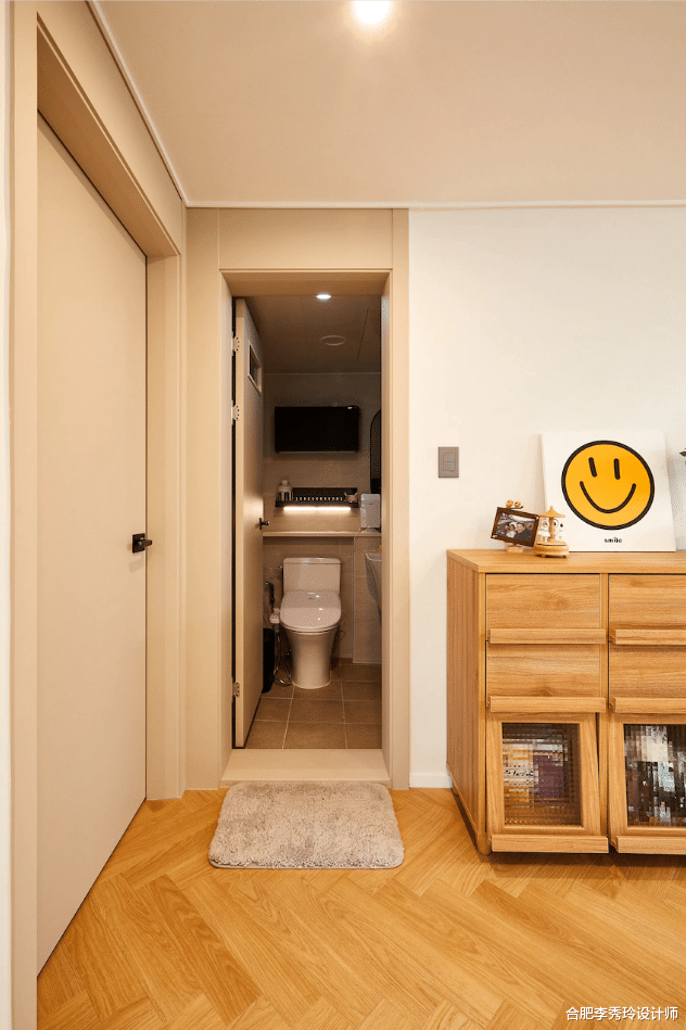 套内93㎡面积适中，夫妻俩“去复杂化”的装修手段，获得一致夸奖