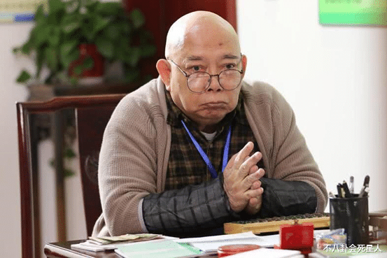 华晨宇|68岁吴孟达去世,周星驰的十大黄金配角,晚年境遇各不相同