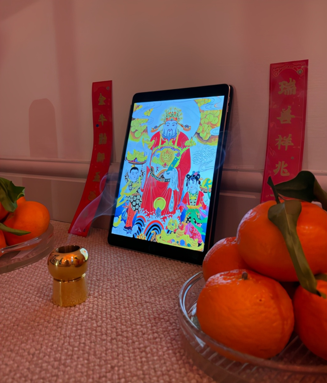 尼格买提|尼格买提妻子留海外过年，饭菜朴素显心酸，与老公六年无互动