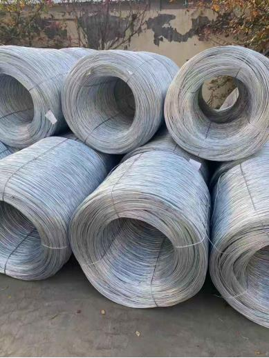 全昊的赵先生 石笼网挡土墙和金盘挡土墙有什么区别？