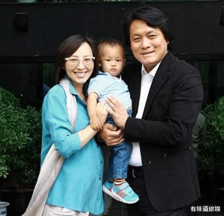 郭靖宇|19岁与导演私奔，在6平米地下室生3胎，今丈夫用7部剧将她捧红