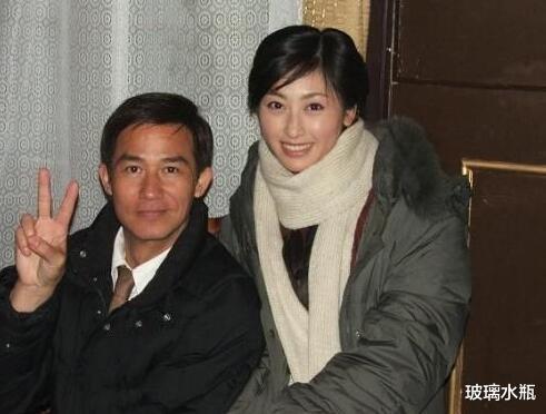 李子雄|16岁时恋上张铁林，28岁嫁大23岁的李子雄，王雅琦有“恋父情结”？