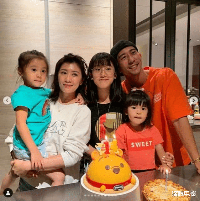 小姐姐|美女互动！高圆圆发文祝贺贾静雯拿影后，赵敏周芷若回来了