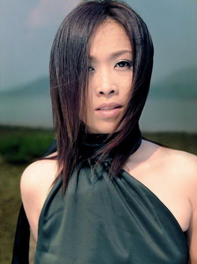 那英|当年那英为高峰生下一个儿子后分手，20年过去了，孩子现状如何了