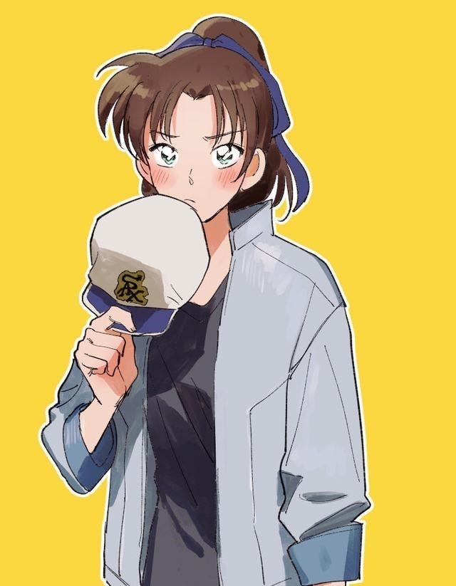 名侦探柯南|当《名侦探柯南》里的女生穿上男友装，小兰清澈无辜，佐藤好飒