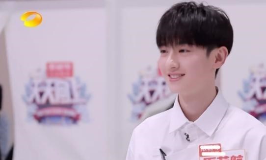 陈小春|《天天向上》剩三人，《快乐大本营》却有六人，汪涵又要带新人了