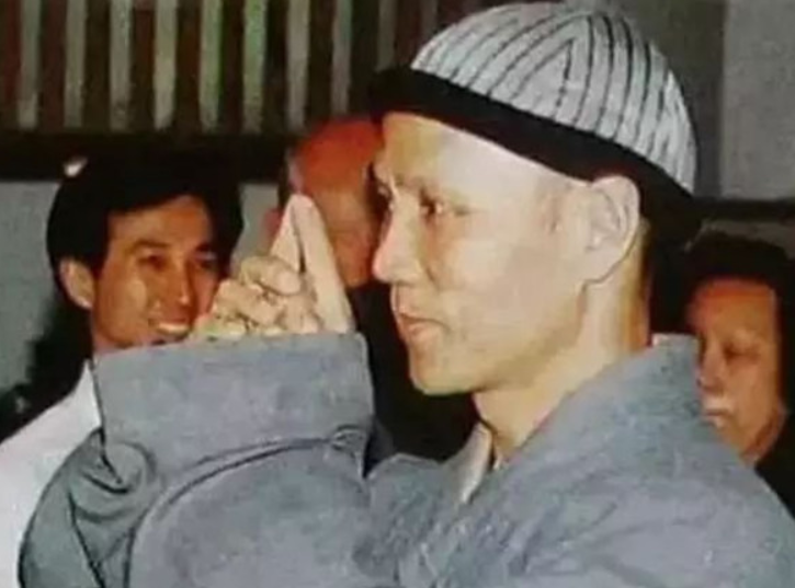 柳岩|“霍元甲”黄元申：在事业巅峰期告别妻儿，选择出家为僧！