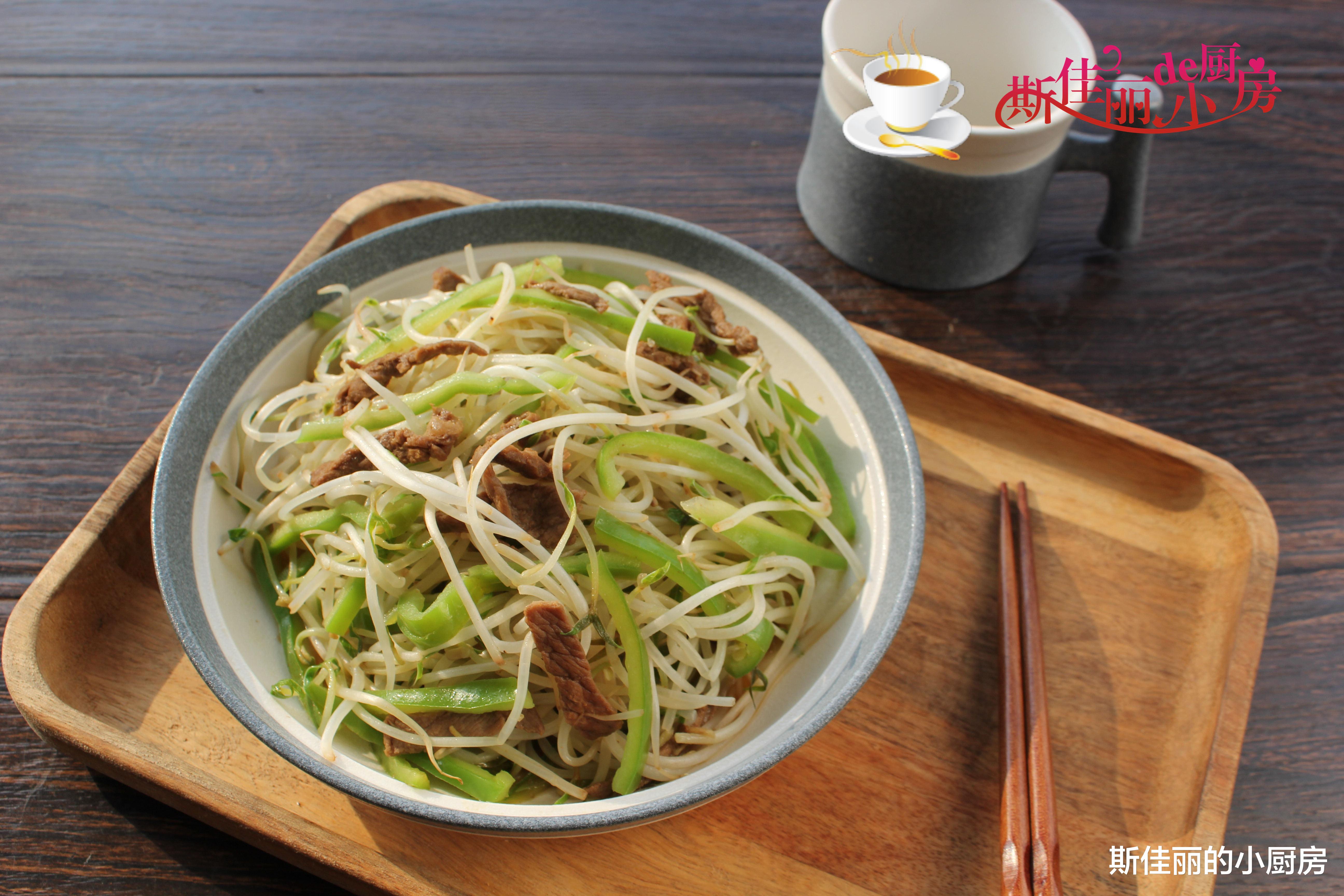 营养膳食|我的晚餐就这一盘，低卡又营养，晒圈火了，网友：难怪身材这么好
