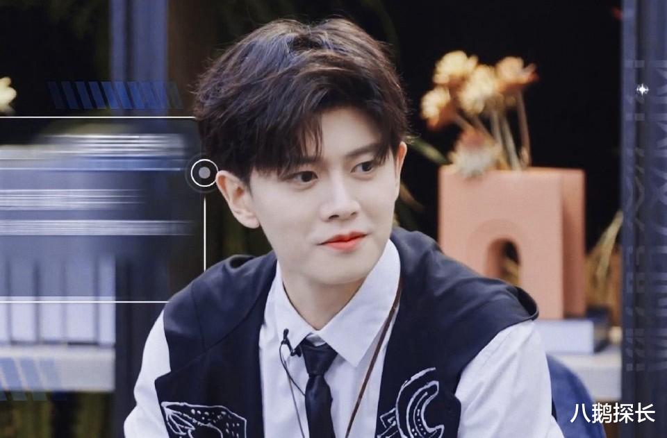 鹿晗|鹿晗单曲销量惨淡，不敌已婚奶爸任嘉伦，初代顶流逐渐凋零！