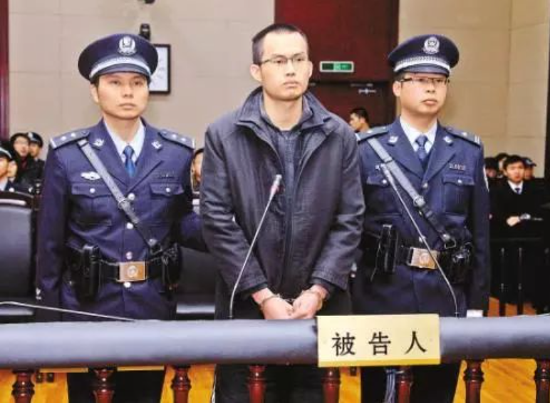 吴谢宇 杀害母亲后借款140万，高材生3年后被捕，2016年福州弑母案纪实