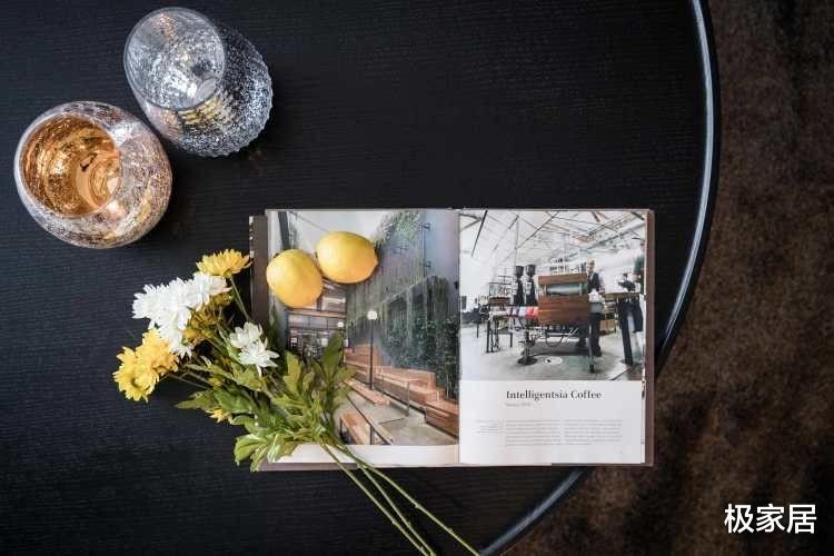 深色系为主的家居空间,整洁又沉稳,充满质感更能彰显品位