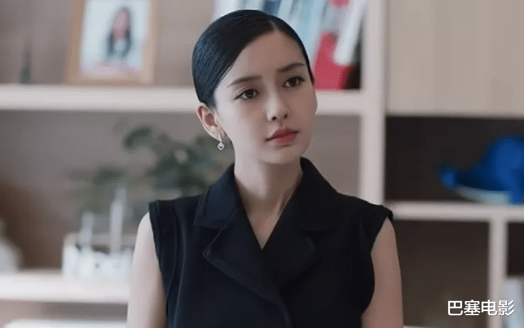 刘涛|“女精英”别硬演，有人走路带风好霸道，有人腻出一身的油