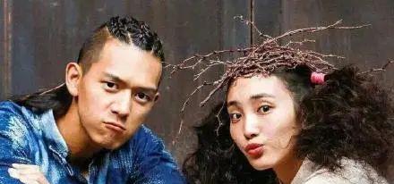 李现|63岁制片人和小34岁女星回家！车上抱出孩子，女方曾和李现传绯闻