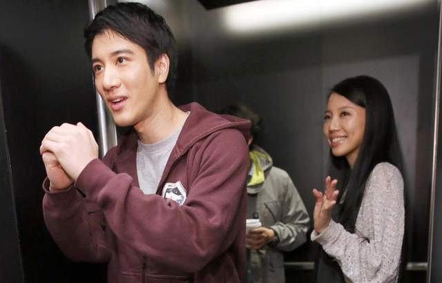 王力宏|Yumi闺蜜发文曝内幕，指李靓蕾为获巨额赡养费，帮忙洗白王力宏