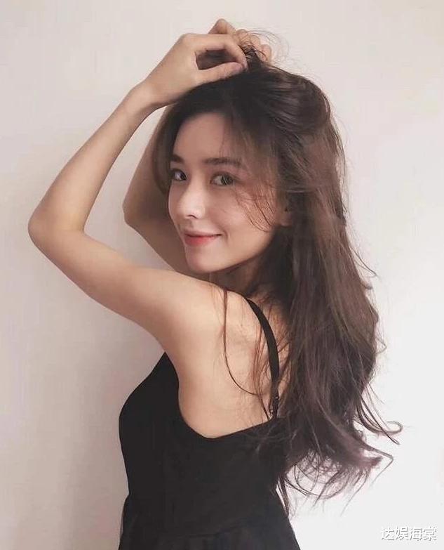 孙一宁|彻底凉凉！呜呜姐晒聊天记录，孙一宁炒CP圈钱实锤，好日子到头了