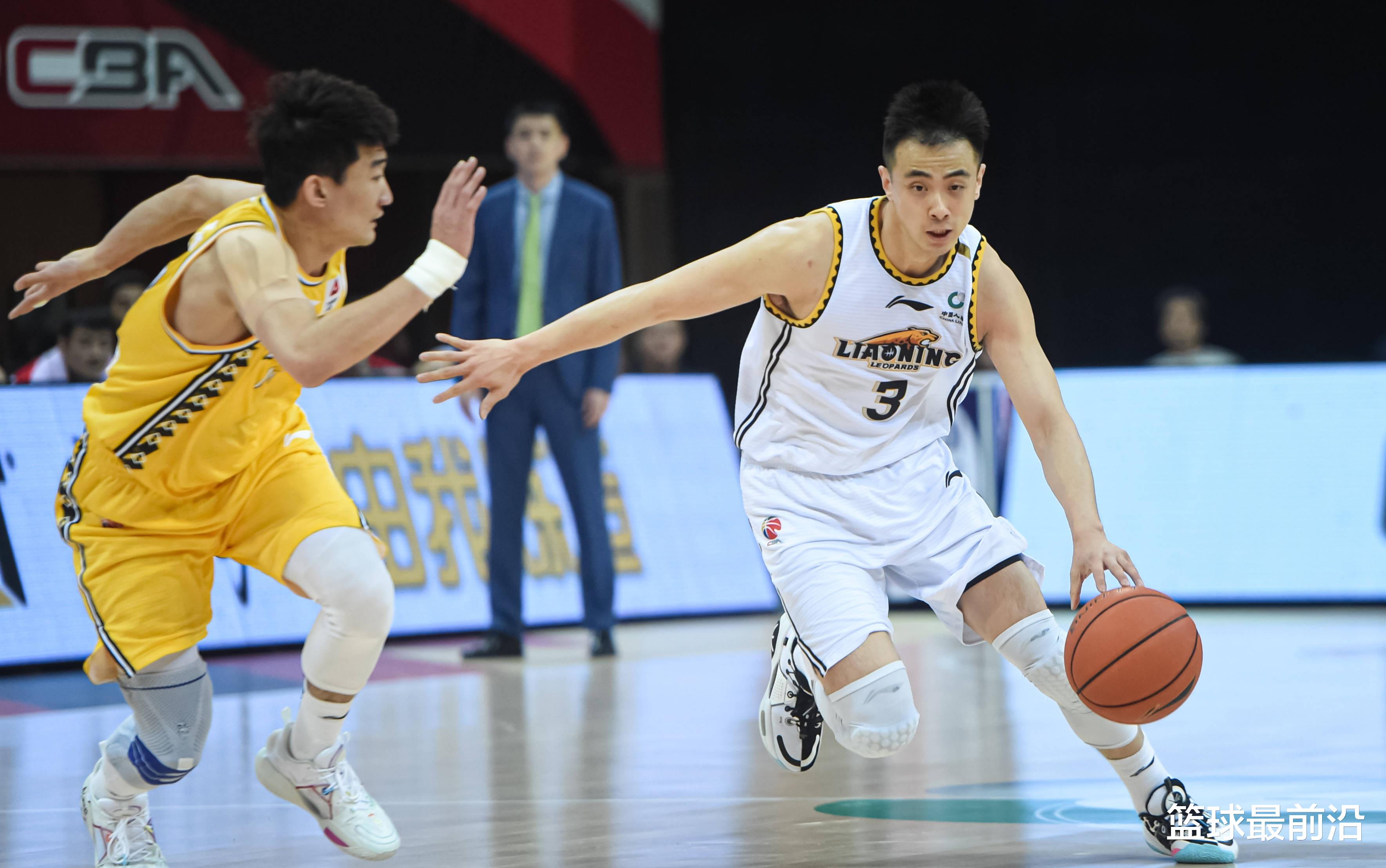 遼寧男籃|遼寧逆轉廣廈！繼偉21分救主，外援合砍37分，楊鳴再迎挑戰