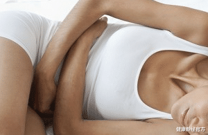 肝癌|56岁女子患肝癌，3个月去世，医生怒吼：一把年纪，怎么能常做这2件事