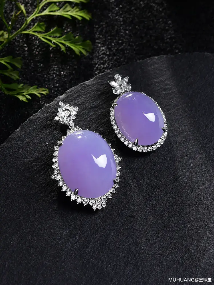 翡翠|大家都知道翡翠是“玉石之王”，但你知道这个称号怎么来的吗？