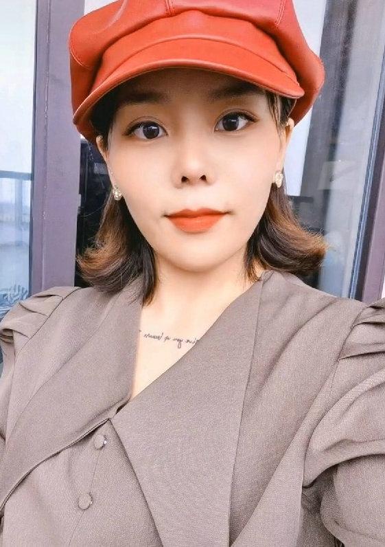 许敏|姚策妻子熊磊半夜发文：姚爸是黑户、许妈爱打牌，杜妈勤俭持家